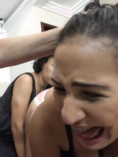 Lesbian Scat